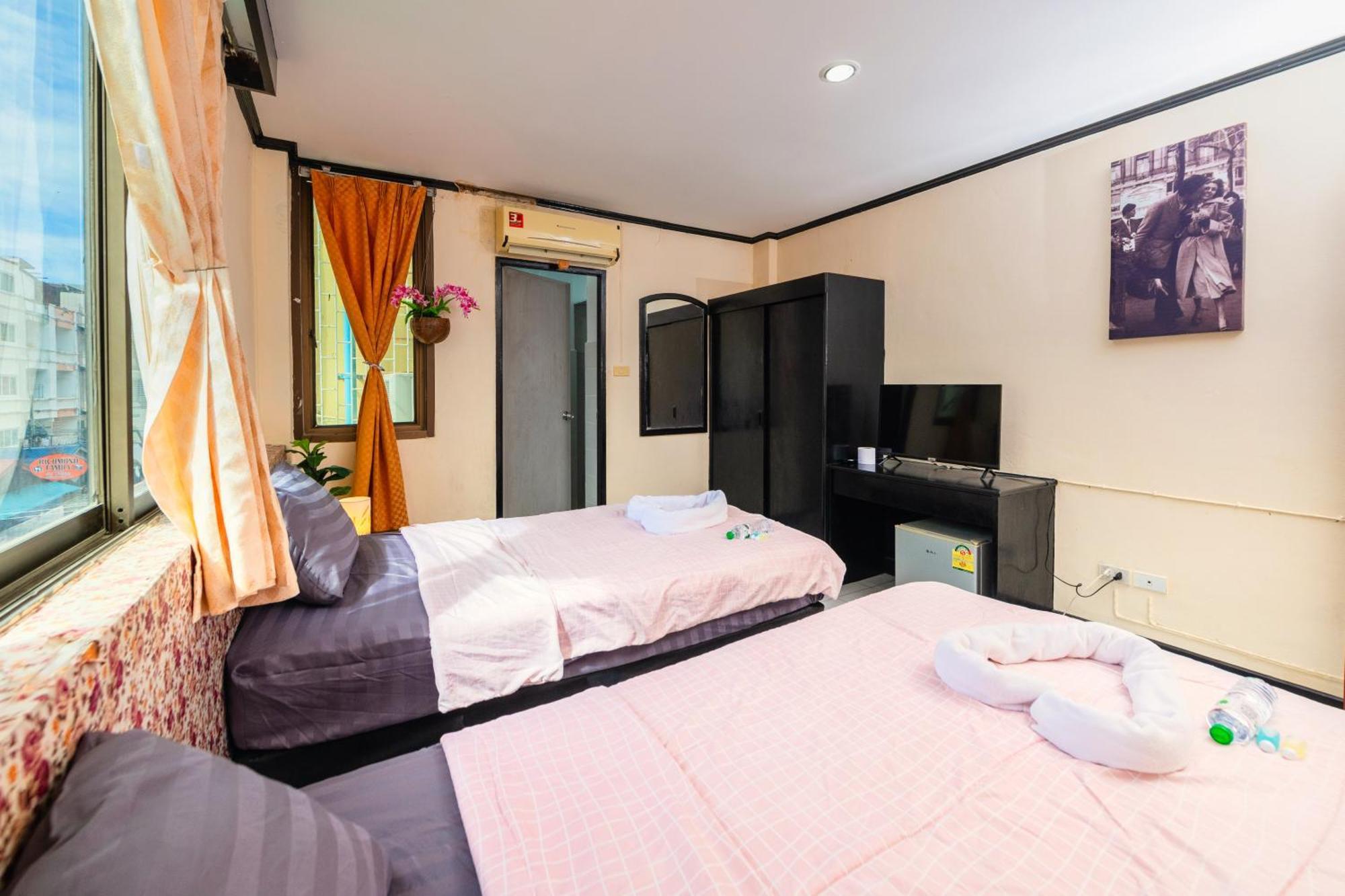 Happy Jomtien - Beachfront Zimmer foto
